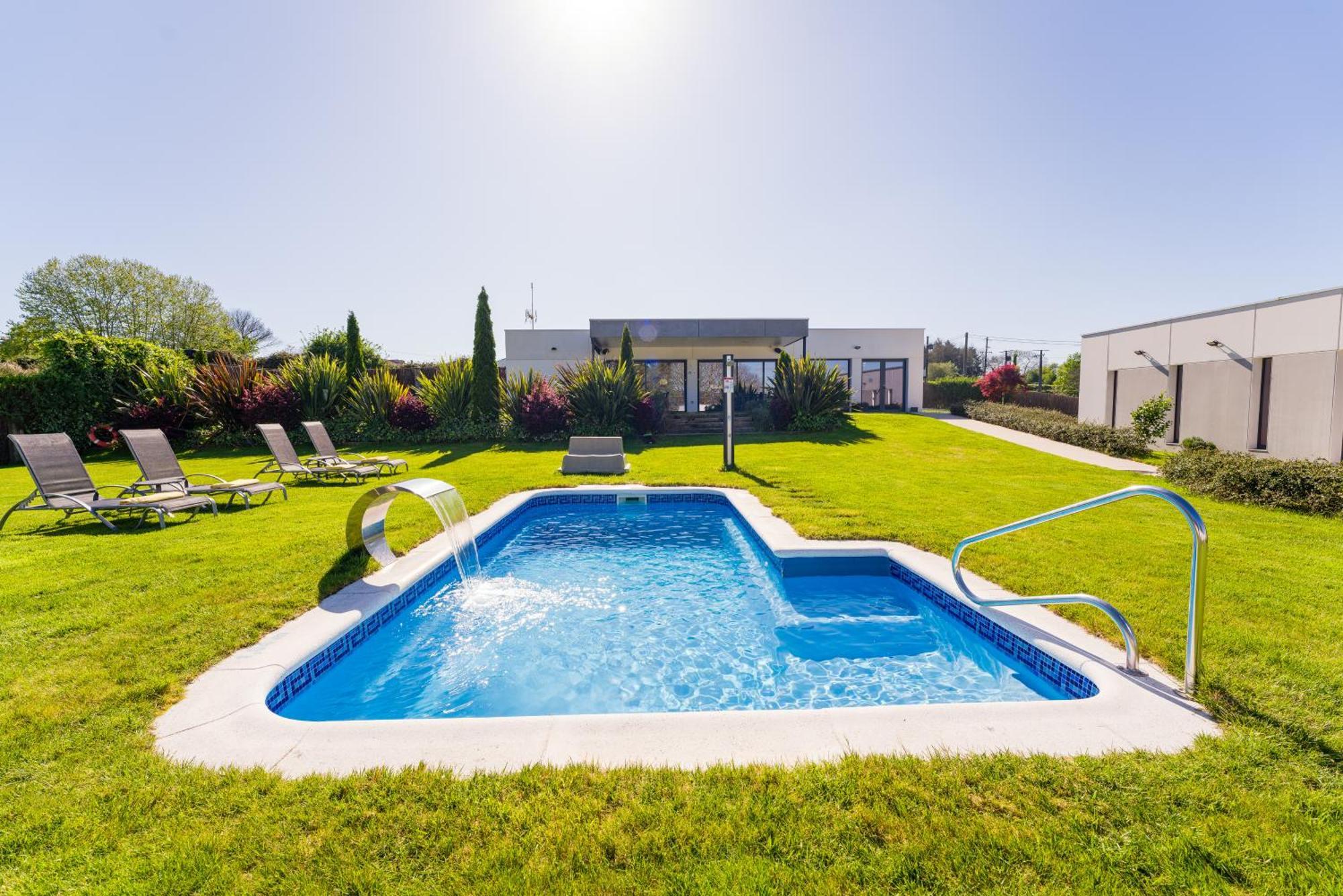 Hotel A Curuxa Wellness Arzúa 外观 照片