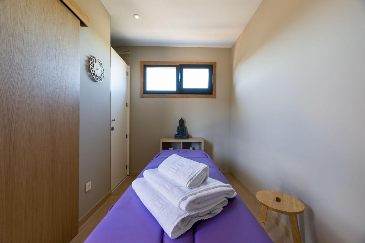 Hotel A Curuxa Wellness Arzúa 外观 照片